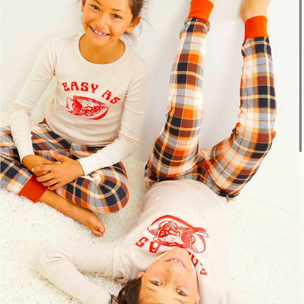 New old navy easy as pie pajama set